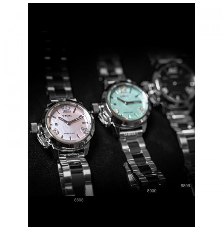 U-Boat 8900 laikrodis