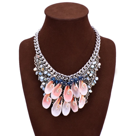 Kaklo papuošalas “kriauklės“  1224