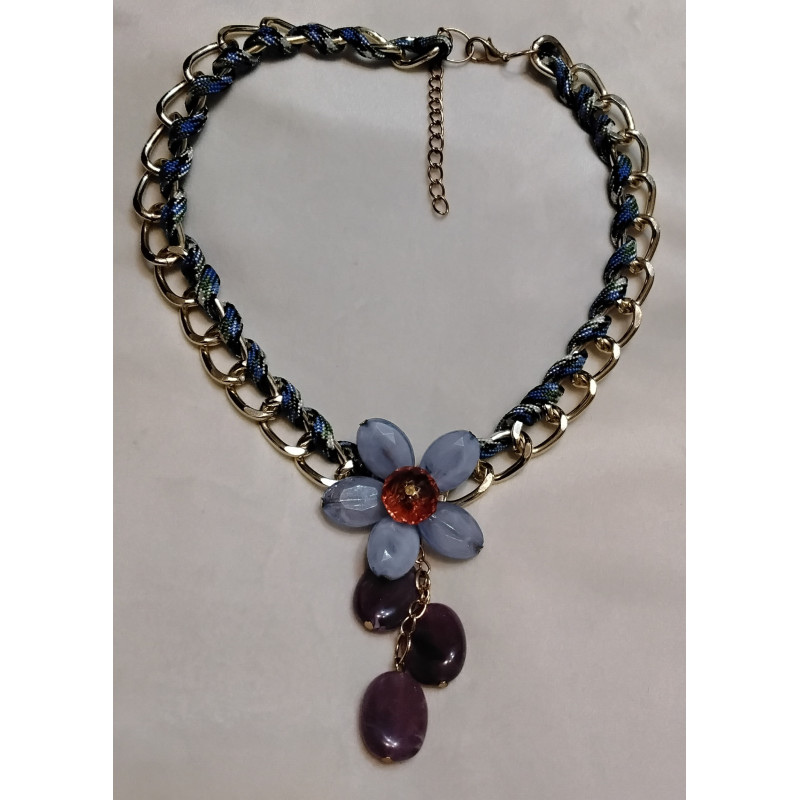 Kaklo papuošalas „gėlė“